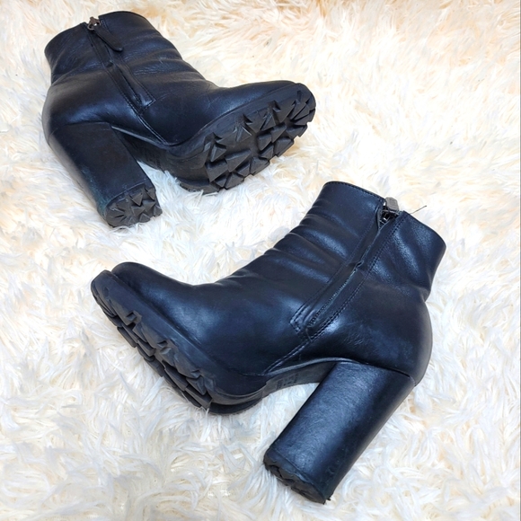 Schutz Marivane Ankle Booties - Picture 15 of 16